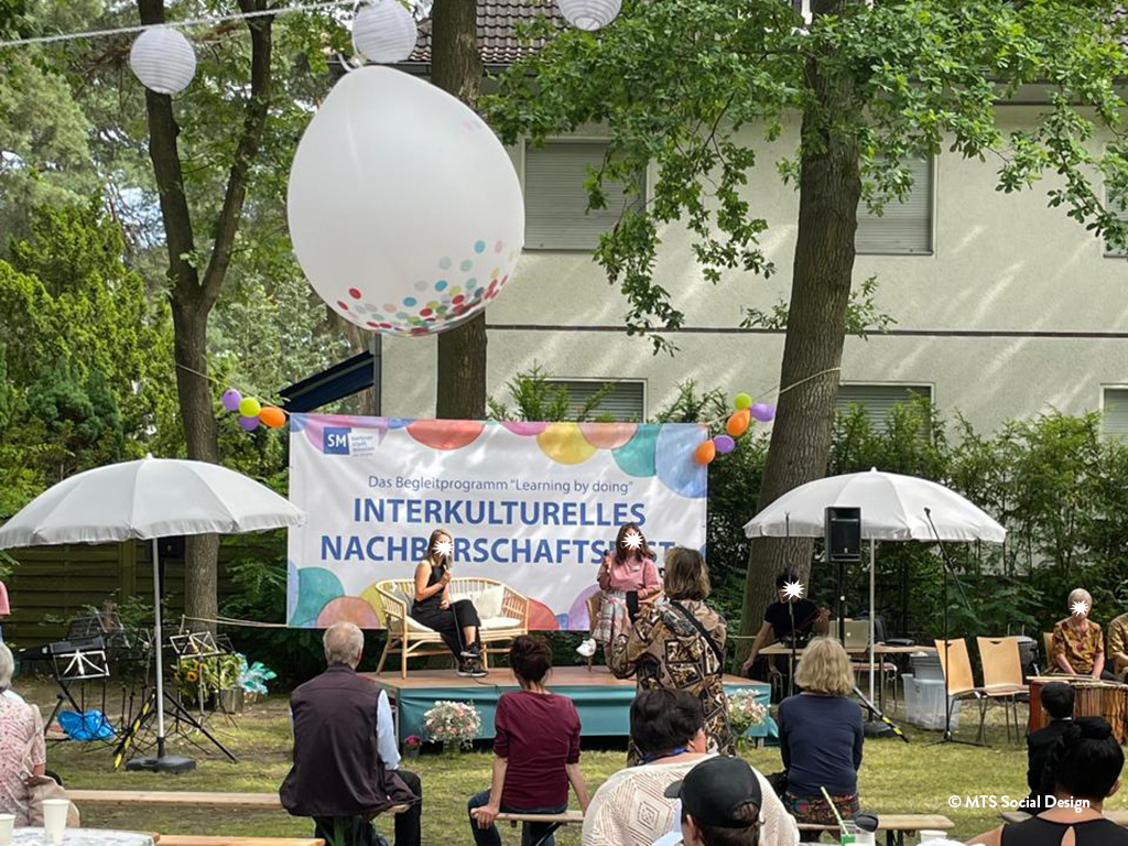 Read more about the article Aufarbeitung des Interkulturellen Nachbarschaftsfests beim Begleitprogramm